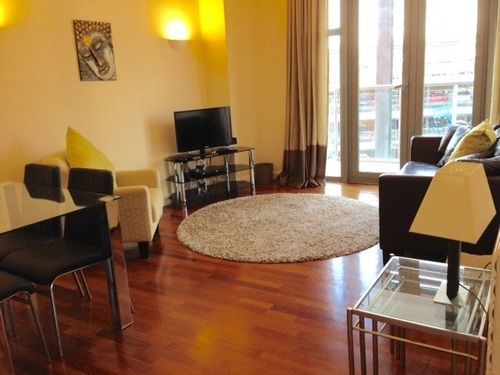 Crown Apartments 3B By Week2Week نيوكاسل أبون تاين المظهر الخارجي الصورة