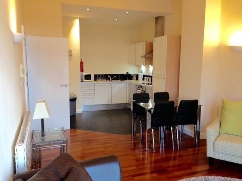 Crown Apartments 3B By Week2Week نيوكاسل أبون تاين المظهر الخارجي الصورة