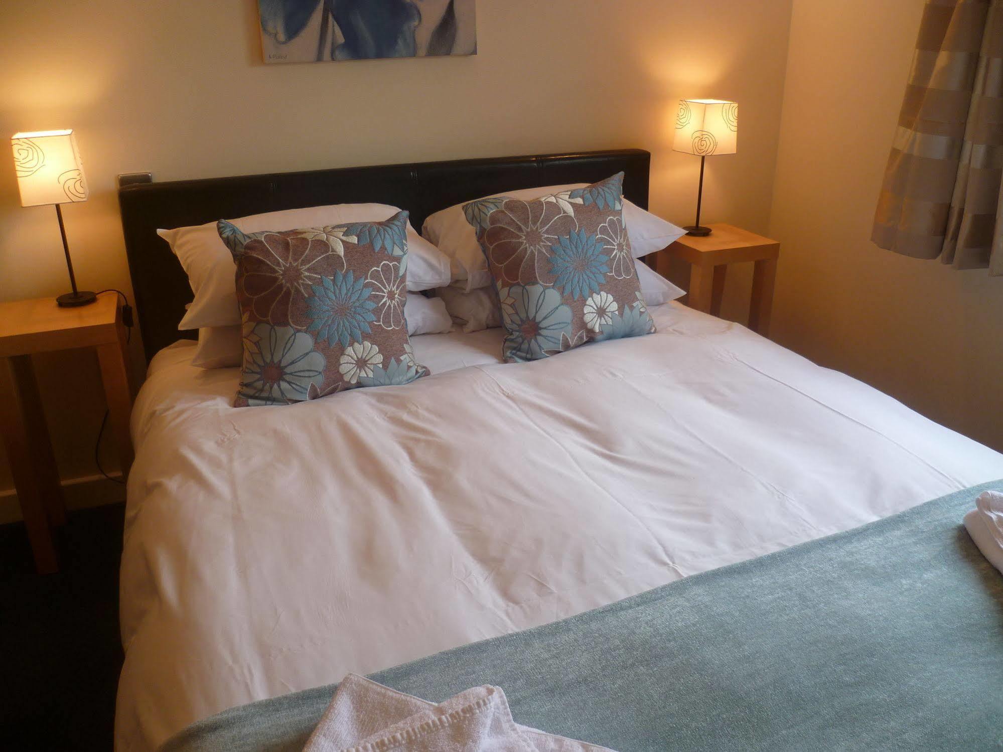 Crown Apartments 3B By Week2Week نيوكاسل أبون تاين المظهر الخارجي الصورة